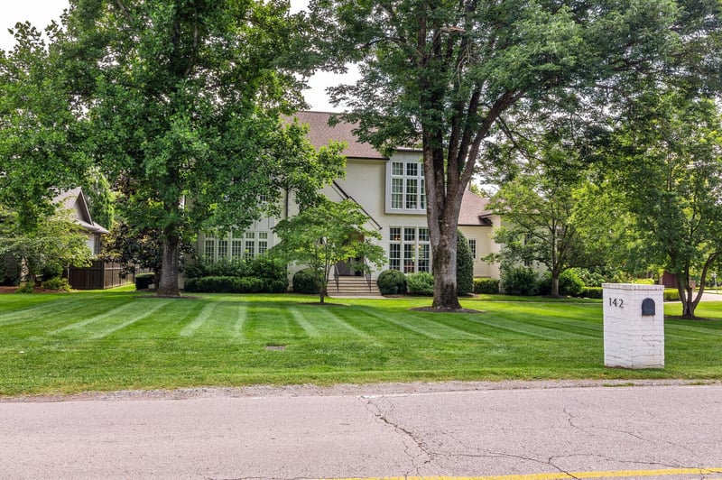 142 Heady Dr, Nashville, TN 37205
