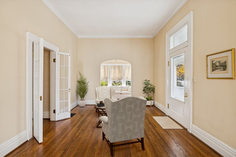 215 4th Ave S, Franklin, TN 37064