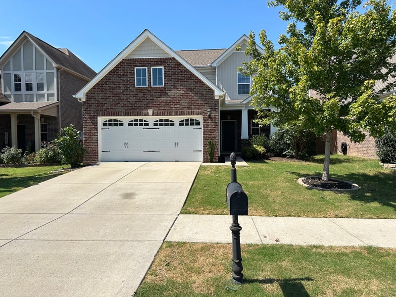1413 Woodside Dr, Lebanon, TN 37087