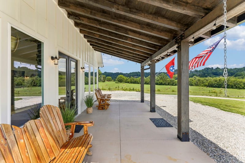 1574 Roy Sellers Rd, Columbia, TN 38401