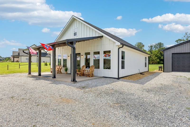 1574 Roy Sellers Rd, Columbia, TN 38401
