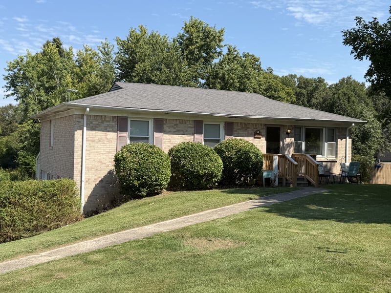 103 Haley Rd, Dickson, TN 37055