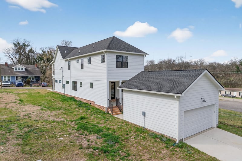 1109 Parker St, Columbia, TN 38401