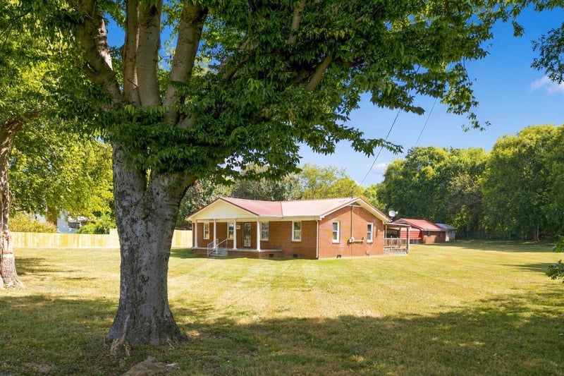 204 Canaan Rd, Mount Pleasant, TN 38474