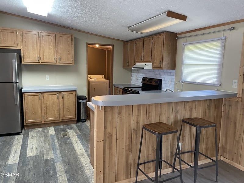2020 Fox Ln, Sevierville, TN 37862