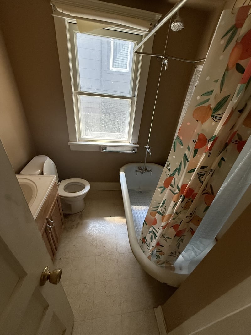 210 N Oak St, Springfield, TN 37172
