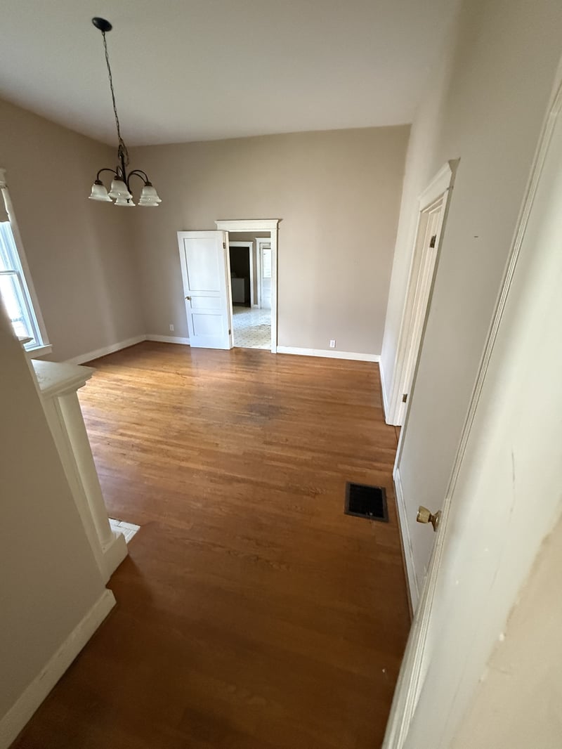 210 N Oak St, Springfield, TN 37172