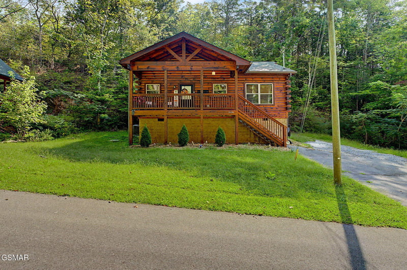 1636 Eagle Springs Rd, Sevierville, TN 37876