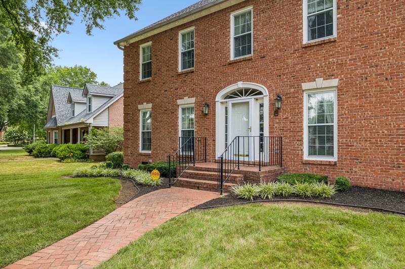 1449 Georgetown Ln, Murfreesboro, TN 37129