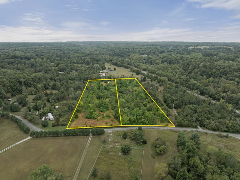 216 Running Meadows Rd, Portland, TN 37148