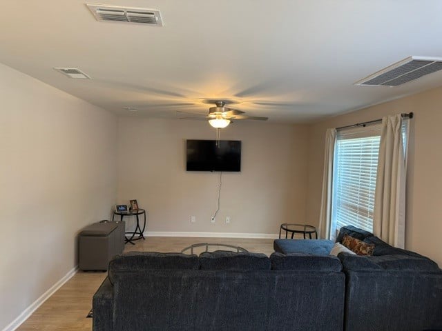1313 Lakewalk Dr, Antioch, TN 37013
