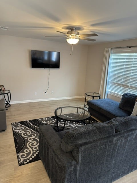 1313 Lakewalk Dr, Antioch, TN 37013