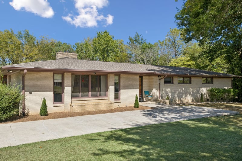 504 N Pawnee Dr, Springfield, TN 37172