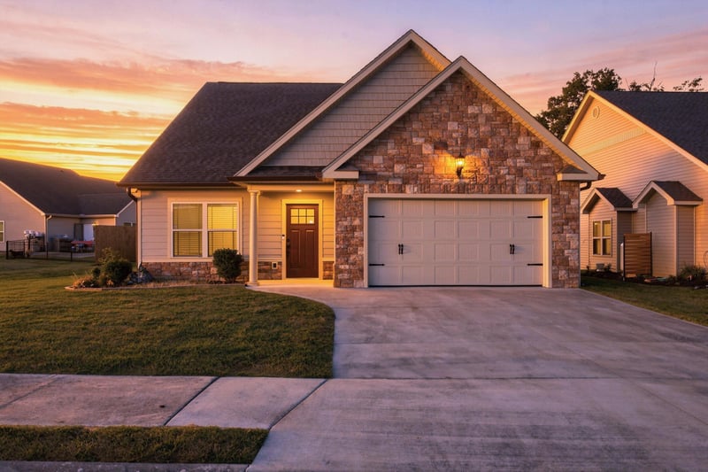 39 Daybreak Dr, Rossville, GA 30741