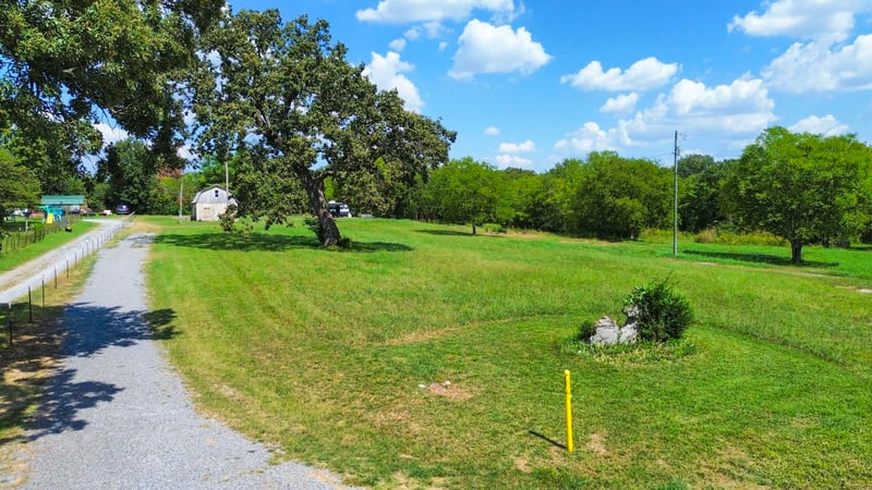 1460 Kingwood Ln, Rockvale, TN 37153