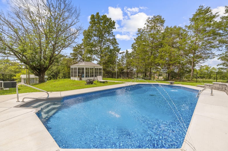 1895 Cainsville Rd, Lebanon, TN 37090