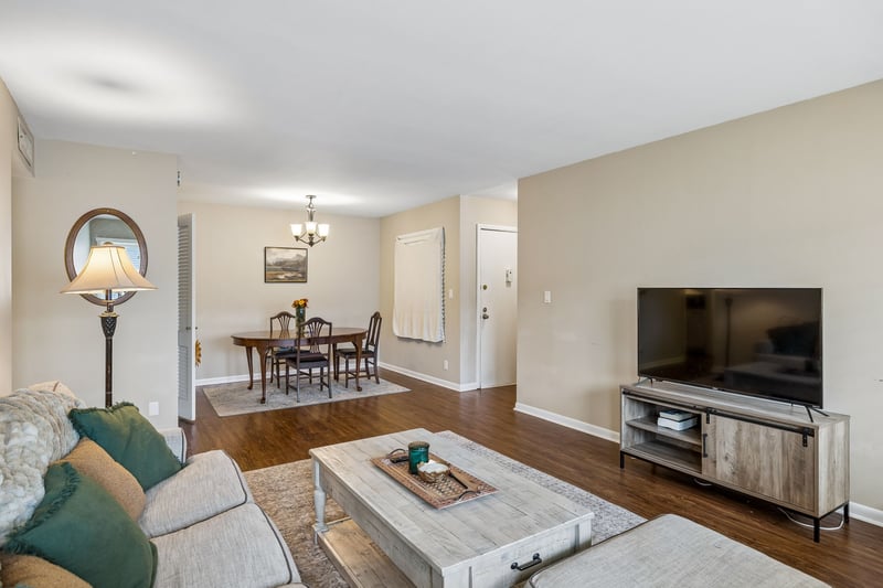 1900 Richard Jones Rd #S7, Nashville, TN 37215