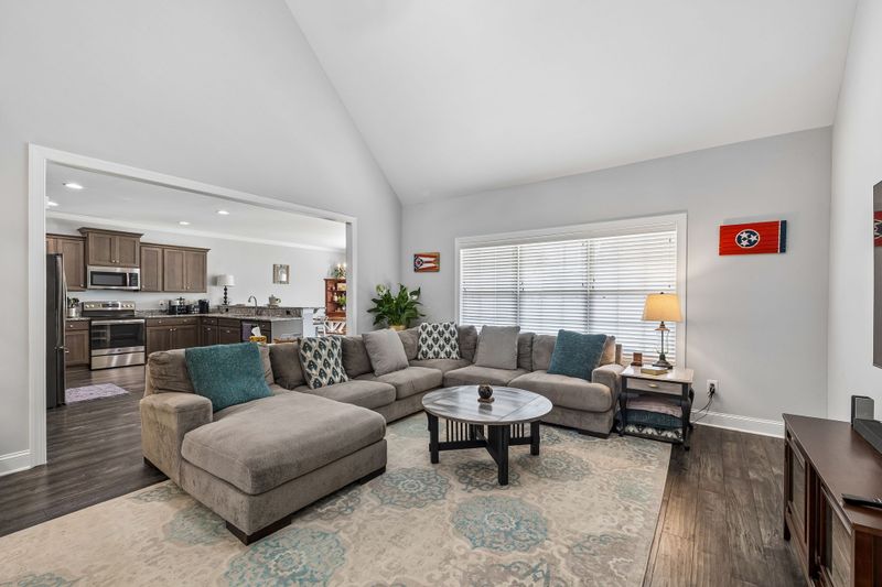 418 Tessa Ct, Murfreesboro, TN 37128