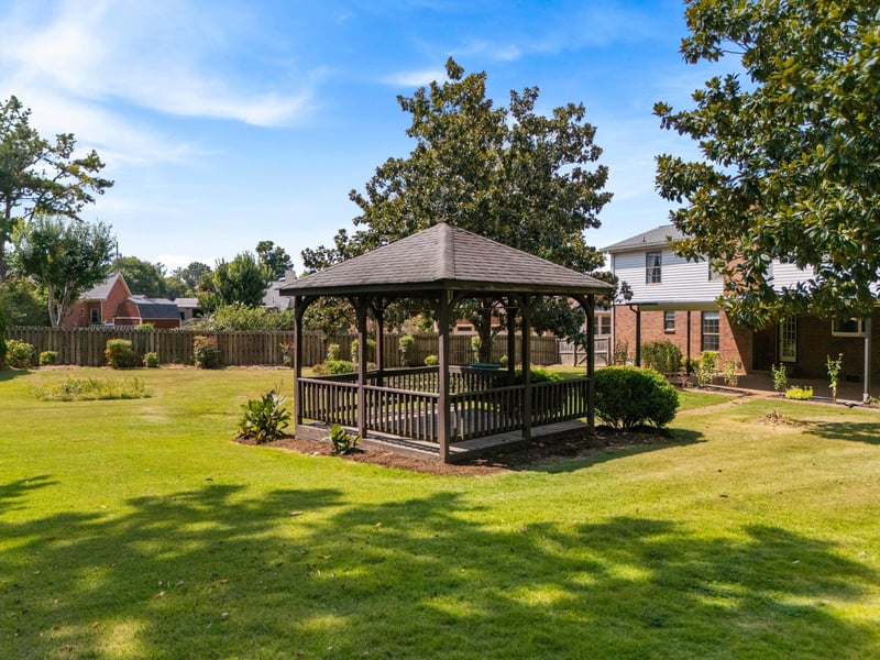 708 Saddle Trail Ct, Hermitage, TN 37076
