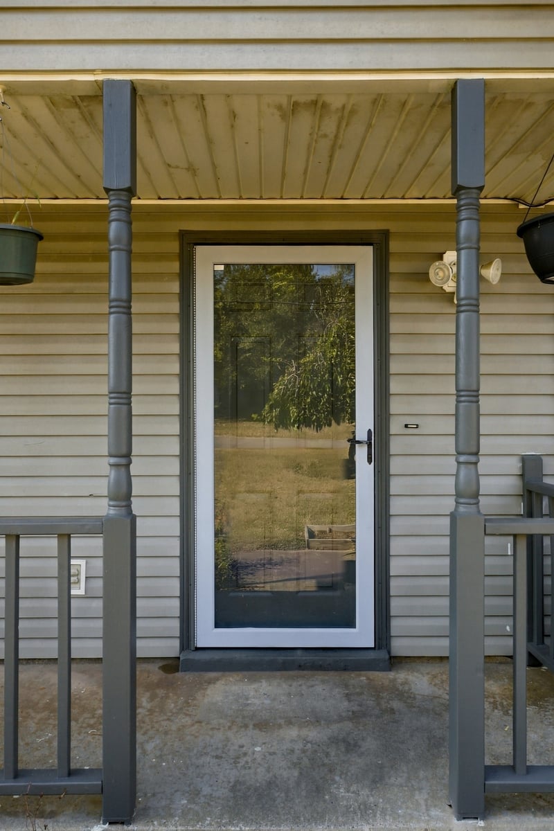 613 Cedar Bend Ln, La Vergne, TN 37086