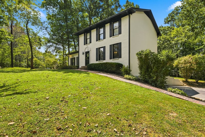 100 Stephen Nicks Dr, Dickson, TN 37055