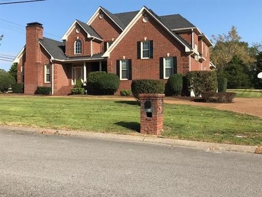 2401 W Clay Dr, Lebanon, TN 37087