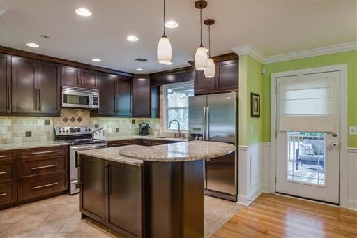 407 Hilltop Dr, Columbia, TN 38401