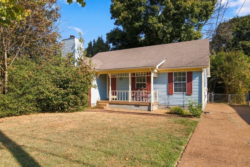 3545 Lake Towne Dr, Antioch, TN 37013