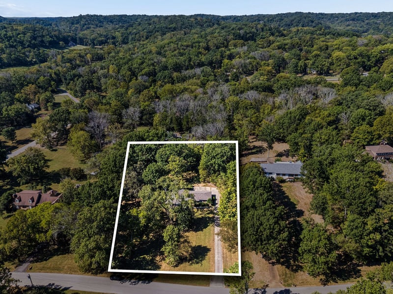 1203 Montpier Dr, Franklin, TN 37069