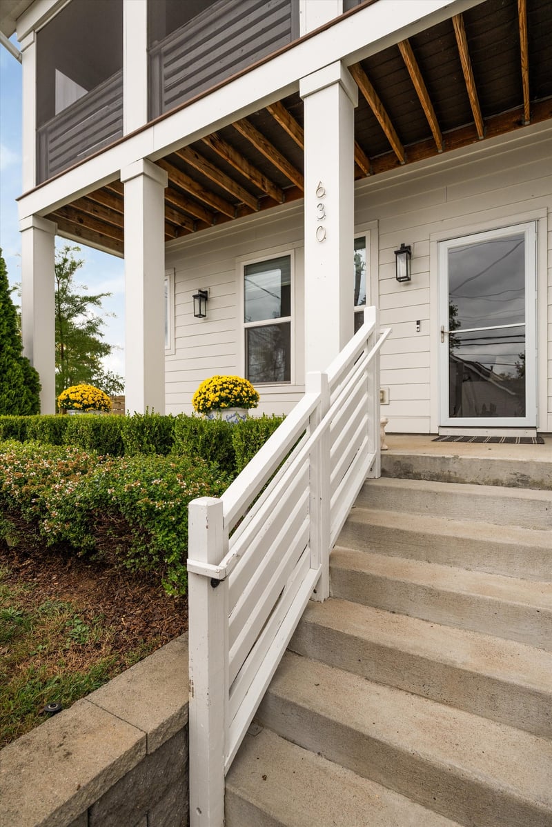 630 Croley Dr, Nashville, TN 37209