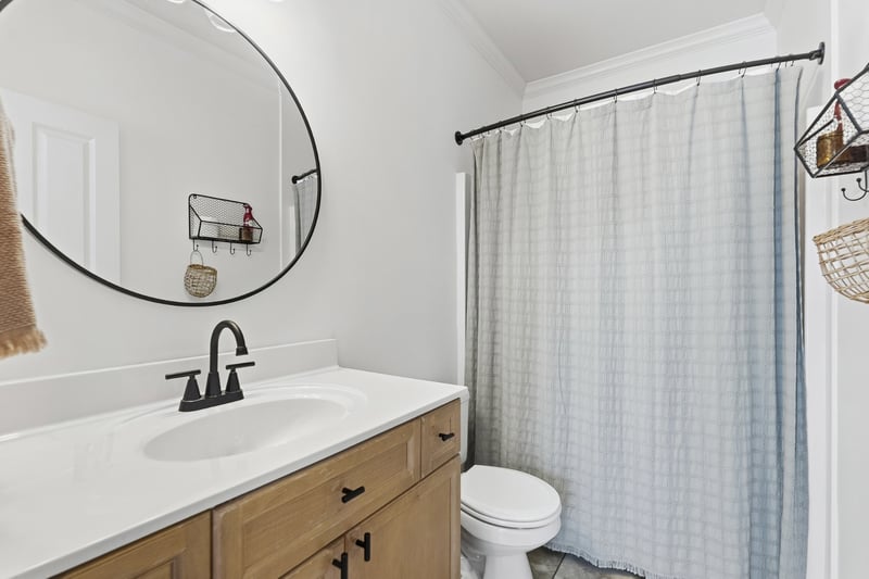 7009 Lenox Village Dr #302, Nashville, TN 37211