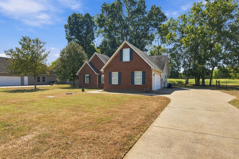 1039 Thompson Farms St, Lascassas, TN 37085