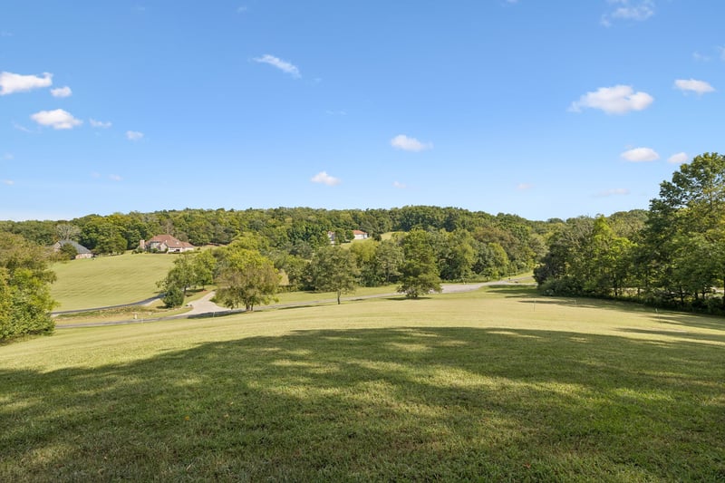 110 Hidden Valley Rd, Arrington, TN 37014