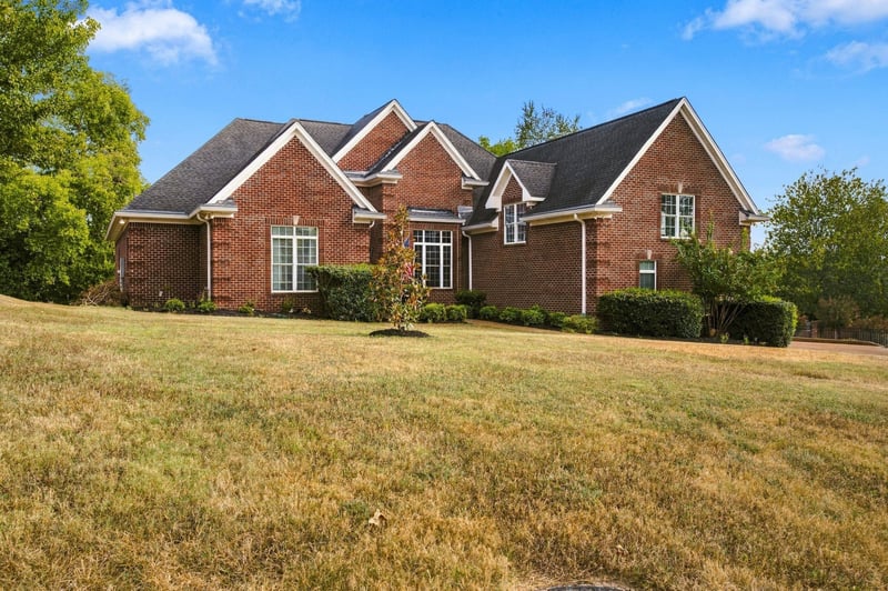 1656 Stokley Ln, Old Hickory, TN 37138