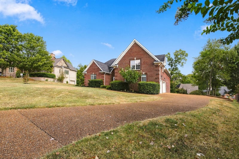 1656 Stokley Ln, Old Hickory, TN 37138