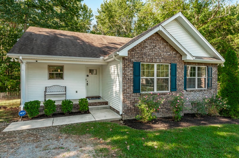 1028 Chris Dr, Portland, TN 37148