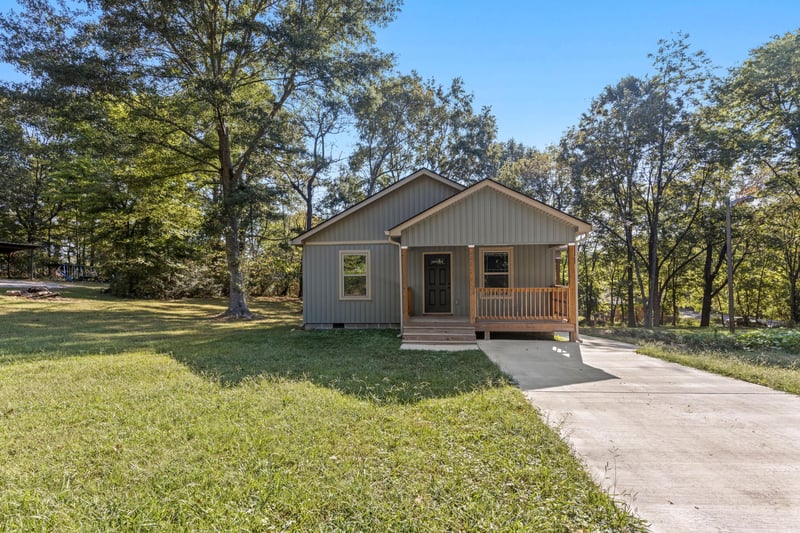205 Cavender St, La Fayette, GA 30728