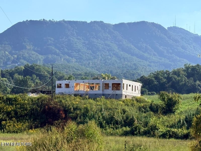 630 Carriage Way, Sevierville, TN 37876