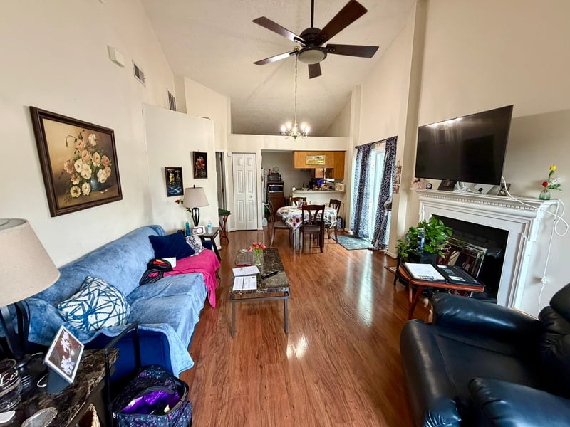 704 Maple Pl, Nashville, TN 37216