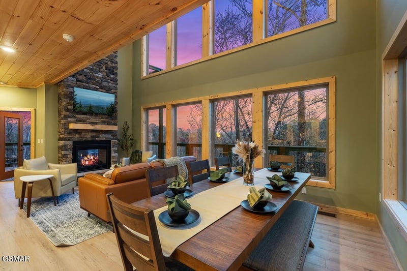 1857 Beach Front Dr, Sevierville, TN 37876