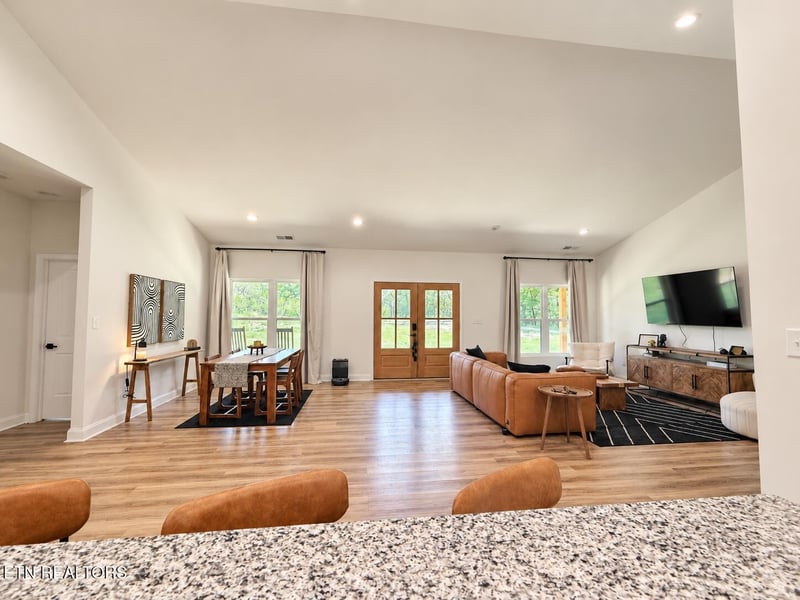 7317 Draeger Rd, Knoxville, TN 37920