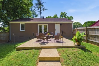 102 Desoto Dr, Nashville, TN 37210