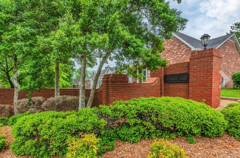 2204 Union Place Ct, Columbia, TN 38401