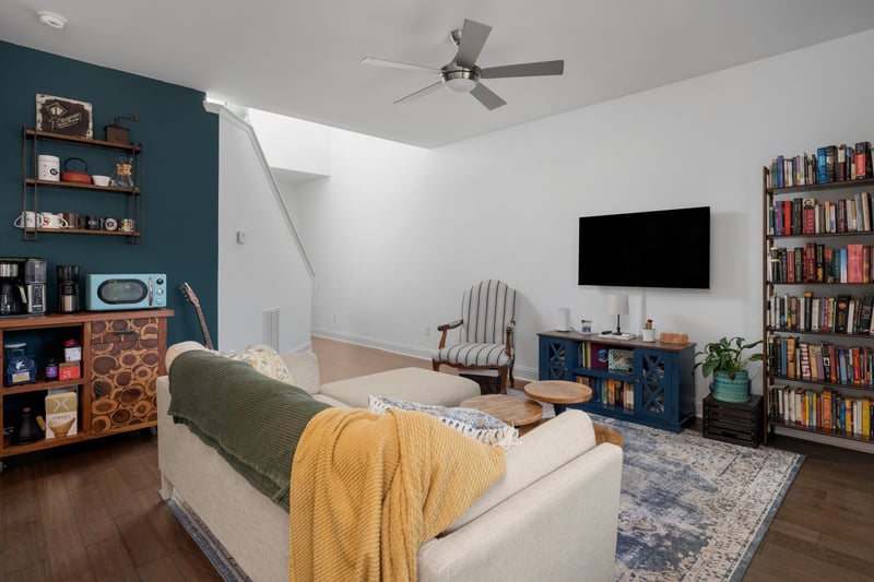 532 Paragon Mills Rd #B, Nashville, TN 37211