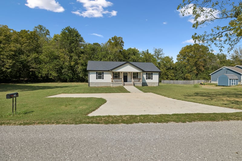 274 Plunkett Creek Rd, Gordonsville, TN 38563