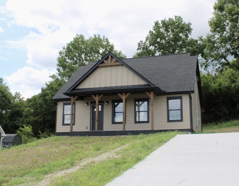 138 Alice Preston Loop, Gordonsville, TN 38563