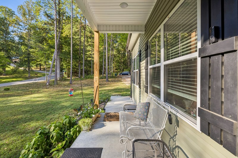 101 Cordle Ct, Charlotte, TN 37036