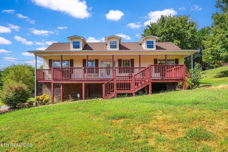2255 Red Bank Rd, Sevierville, TN 37876