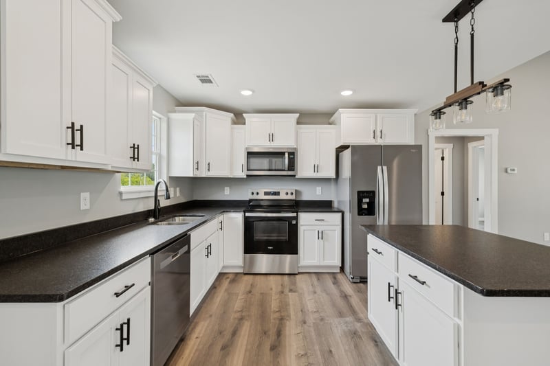 116 Crows Hill Dr, Gordonsville, TN 38563