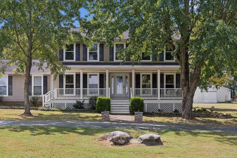 554 Douglas Bend Rd, Gallatin, TN 37066